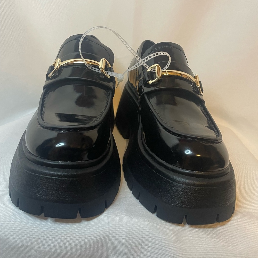 Madden Girl Womens Privy-B Black Loafer Heels Shoes 6 Medium F021